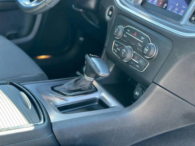 2020 Dodge Charger SXT