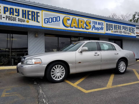 2003 Lincoln Town Car for sale at Good Cars 4 Nice People in Omaha NE