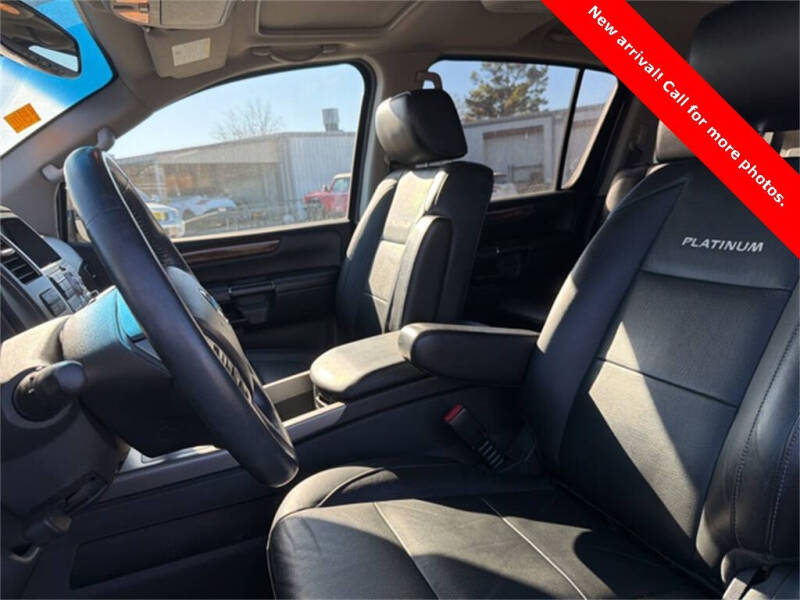 2013 Nissan Armada Platinum