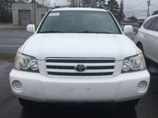 2003 Toyota Highlander for sale at Bob and Jill's Drive and Buy in Bemidji, MN