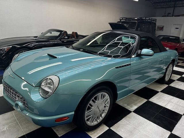 2002 Ford Thunderbird Deluxe