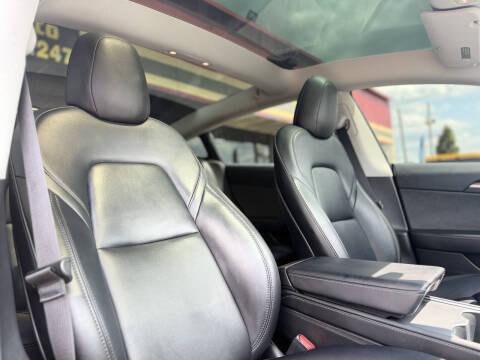 2023 Tesla Model 3 Performance