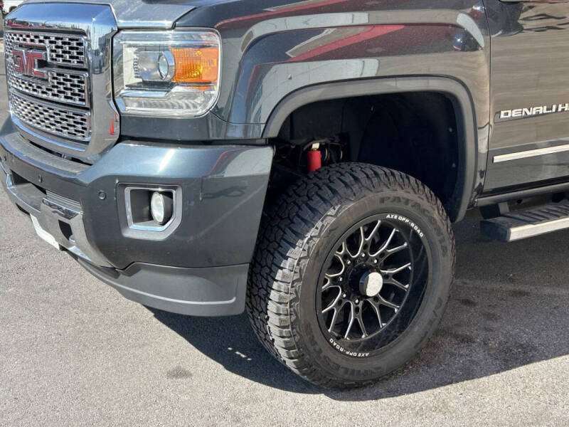 2018 GMC Sierra 2500HD Denali