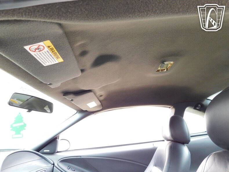 2004 Ford Mustang Mach 1 Premium