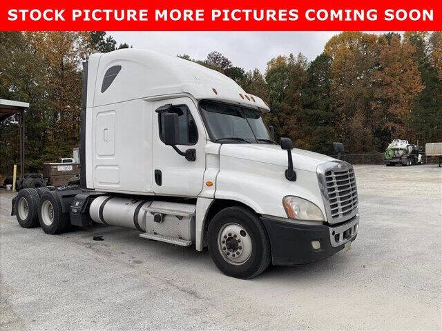 18 Freightliner Cascadia For Sale In Dania Beach Fl Carsforsale Com