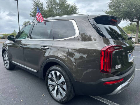 2022 Kia Telluride S