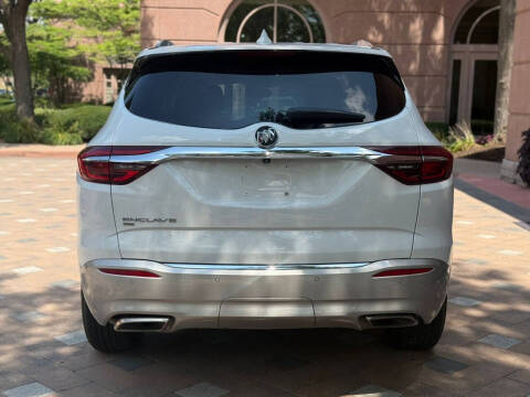 2020 Buick Enclave Essence