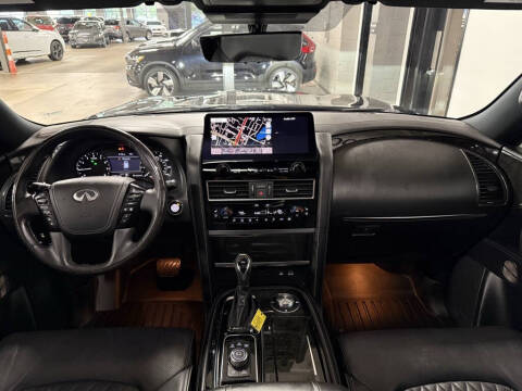 2023 Infiniti QX80 Sensory
