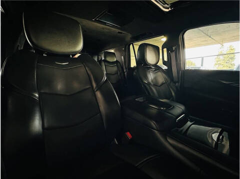 2016 Cadillac Escalade Platinum