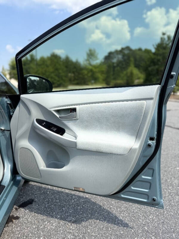 2013 Toyota Prius Three