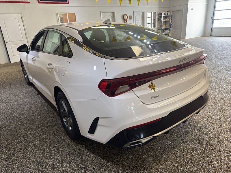 2022 Kia K5
