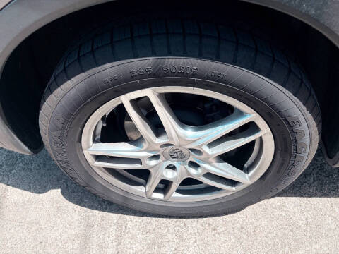 2012 Porsche Cayenne Tiptronic