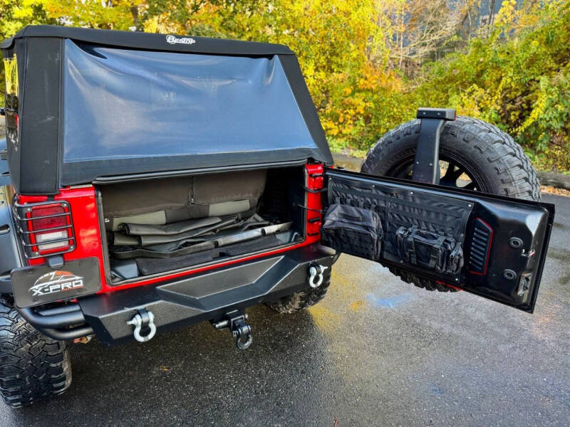 2016 Jeep Wrangler Willys Wheeler