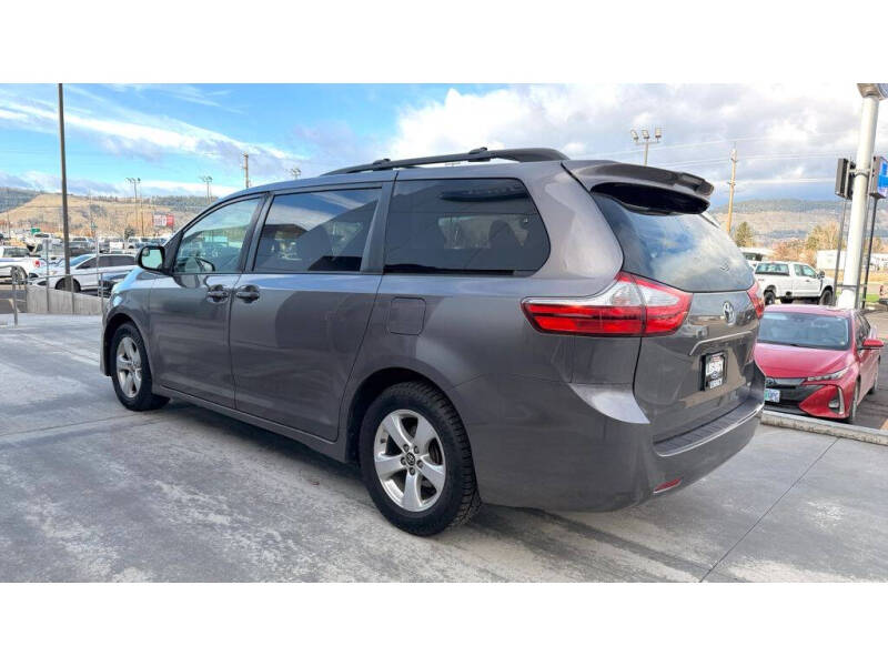 2018 Toyota Sienna