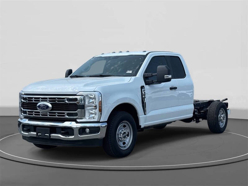 2025 Ford F-350 Super Duty XL