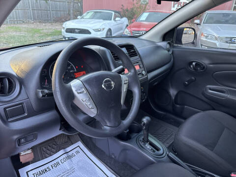 2015 Nissan Versa 1.6 S