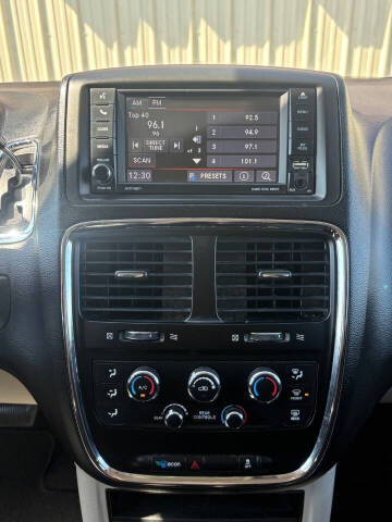 2017 Dodge Grand Caravan SE