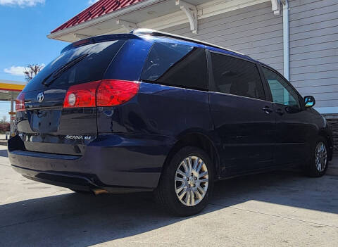 2007 Toyota Sienna XLE 7-Passenger