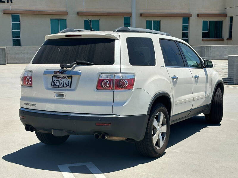 2011 GMC Acadia SLT-1