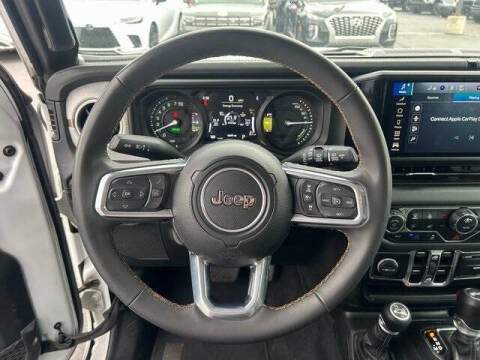 2024 Jeep Wrangler Sahara 4xe