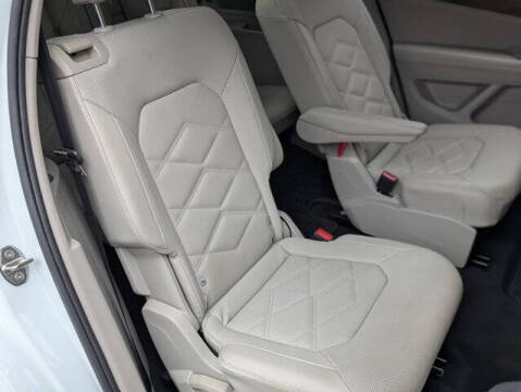 2024 Volkswagen Atlas SE