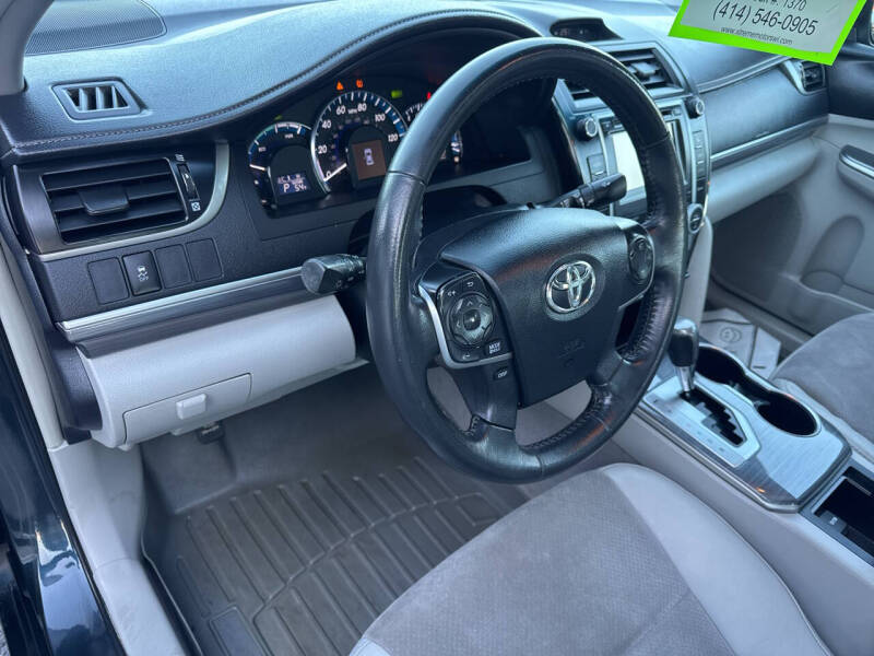 2012 Toyota Camry Hybrid XLE