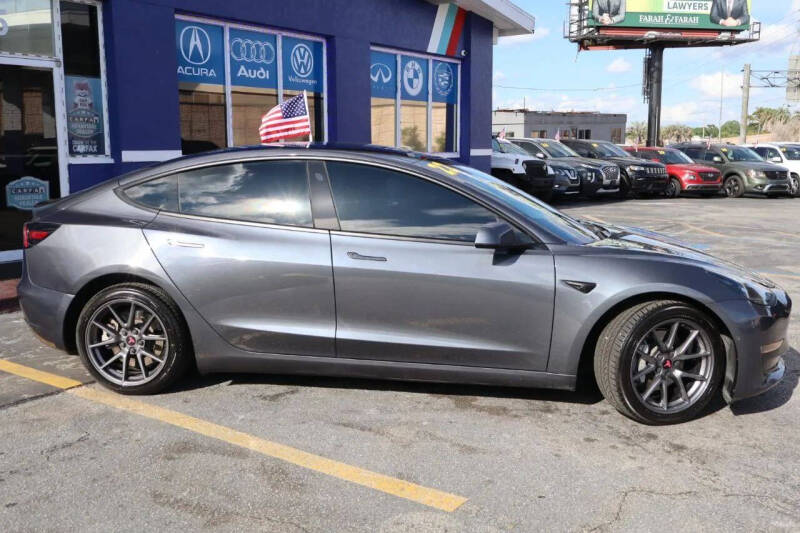 2022 Tesla Model 3 Long Range