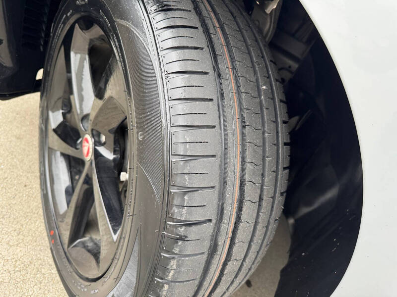 2017 Jaguar F-PACE 35t Prestige