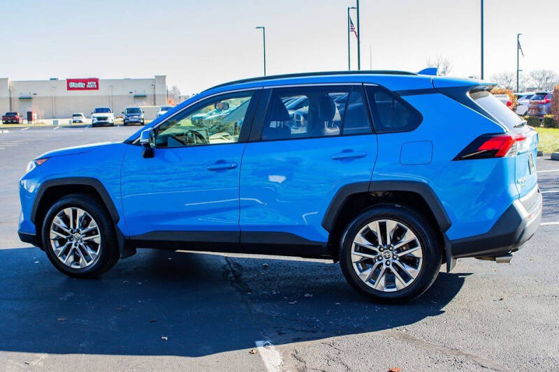 2021 Toyota RAV4 XLE Premium