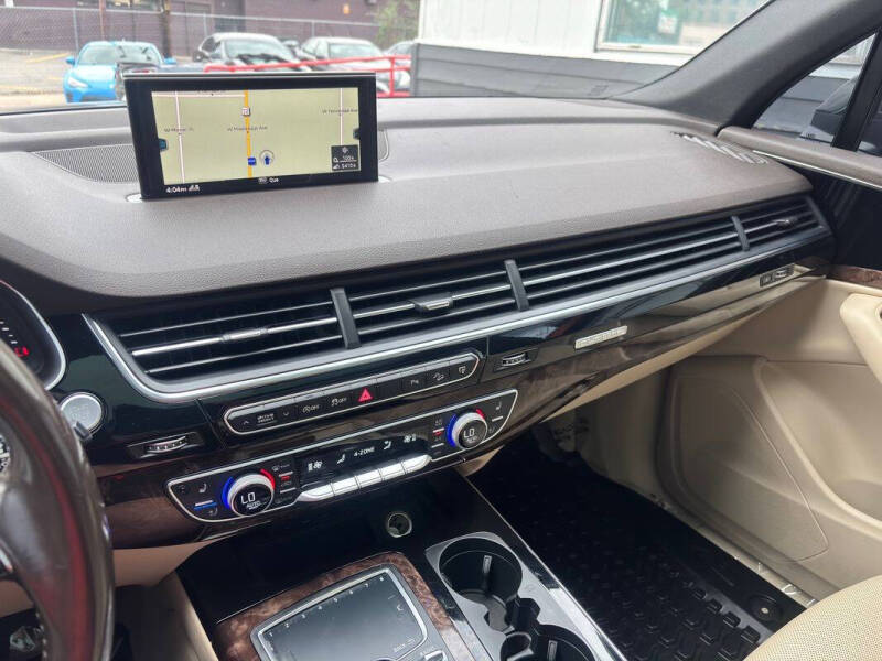 2017 Audi Q7 3.0T quattro Premium Plus