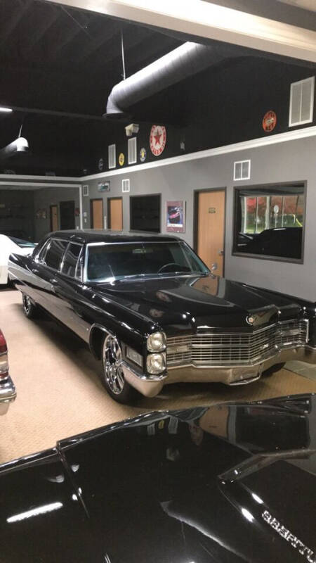 1966 Cadillac Fleetwood for sale at MICHAEL'S AUTO SALES in Mount Clemens MI