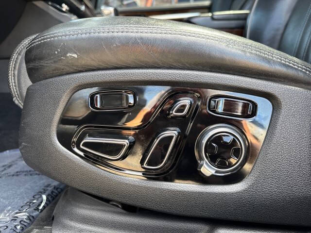 2018 Genesis G90