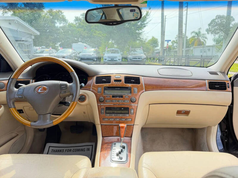 2005 Lexus ES 330
