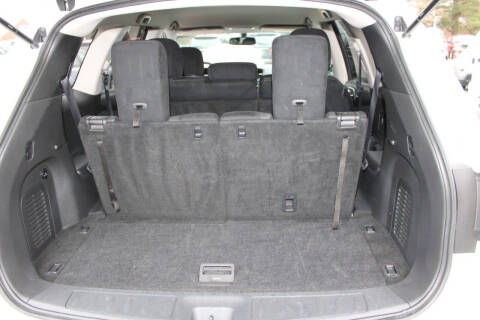 2015 Nissan Pathfinder SV