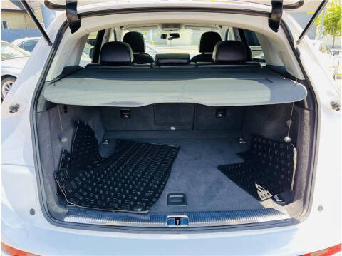 2017 Audi Q5 2.0T quattro Premium Plus