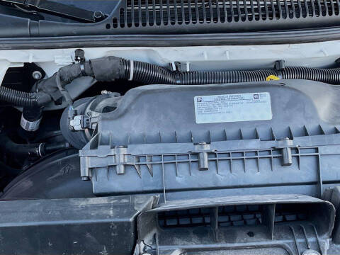 2025 Chevrolet Express 2500