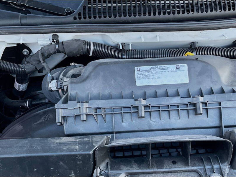 2025 Chevrolet Express 2500