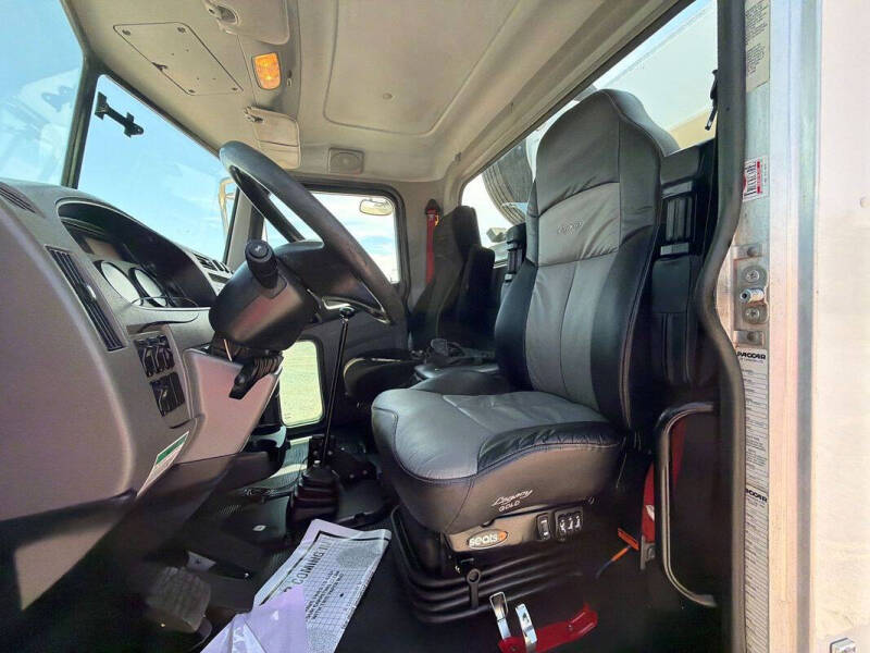 2014 Peterbilt 337
