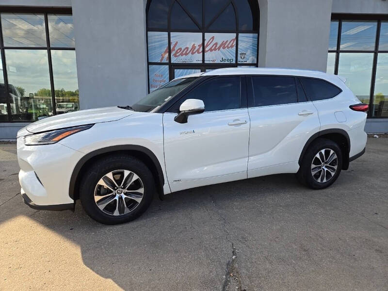 2021 Toyota Highlander Hybrid XLE