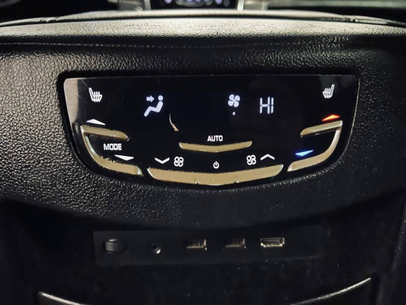 2018 Cadillac Escalade Luxury