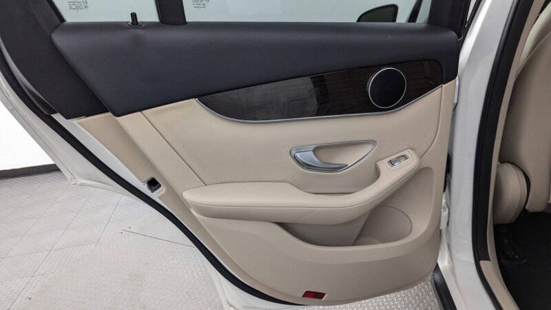 2018 Mercedes-Benz GLC GLC 300