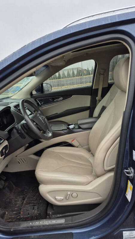 2019 Lincoln Nautilus Reserve