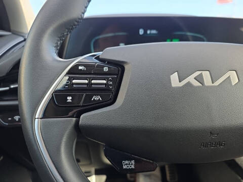 2023 Kia Niro EX Touring