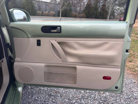 2006 Volkswagen New Beetle 2.5