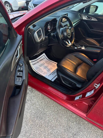 2017 Mazda MAZDA3 Touring