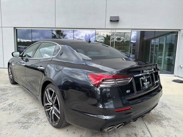 2022 Maserati Quattroporte Modena Q4