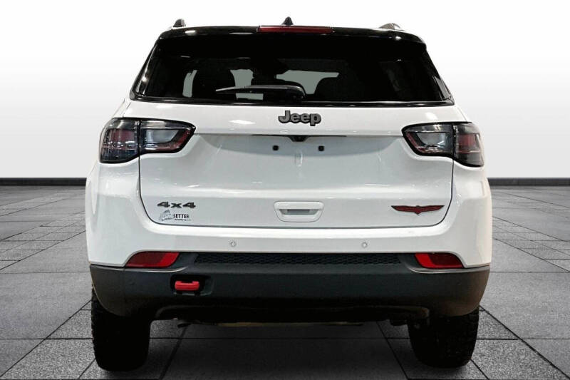 2025 Jeep Compass Trailhawk