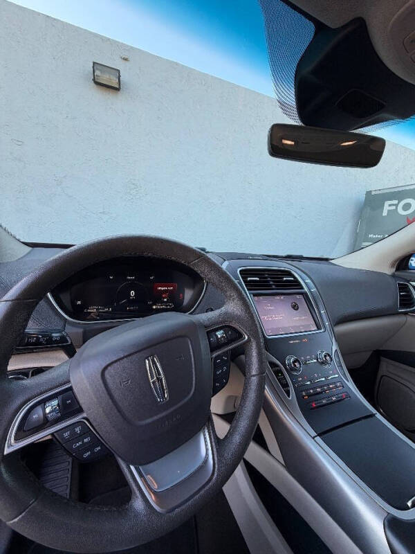 2020 Lincoln Nautilus Standard