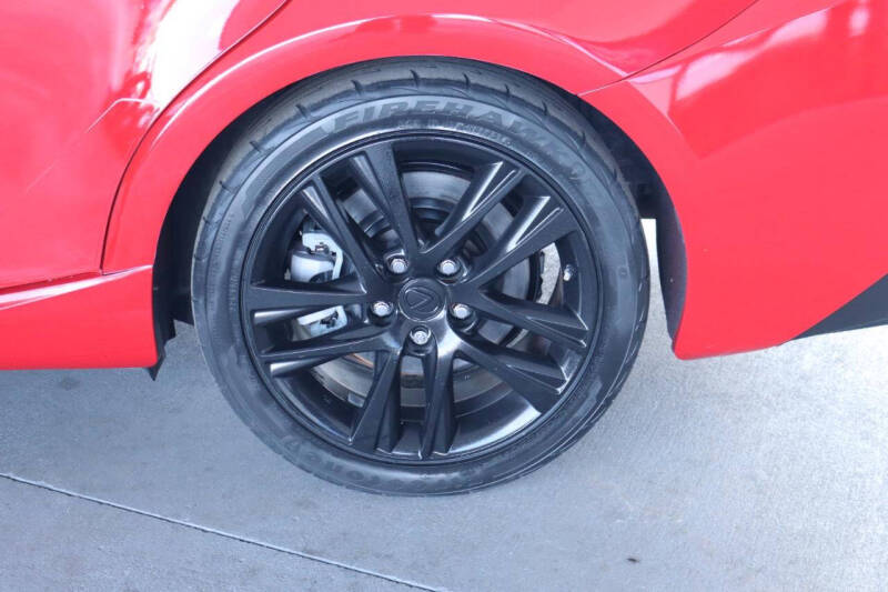 2018 Lexus IS 300