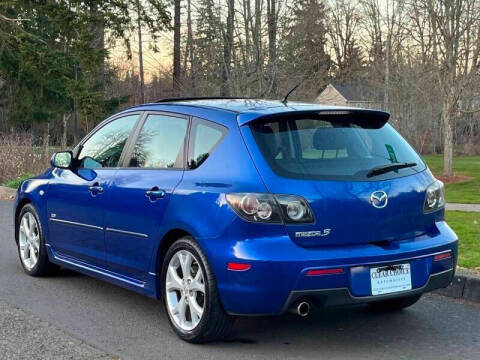 2007 Mazda MAZDA3 for sale at CLEAR CHOICE AUTOMOTIVE in Milwaukie OR